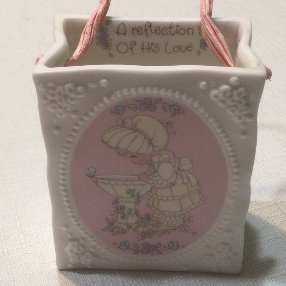 Precious Moments Porcelain Open Box w/Handle